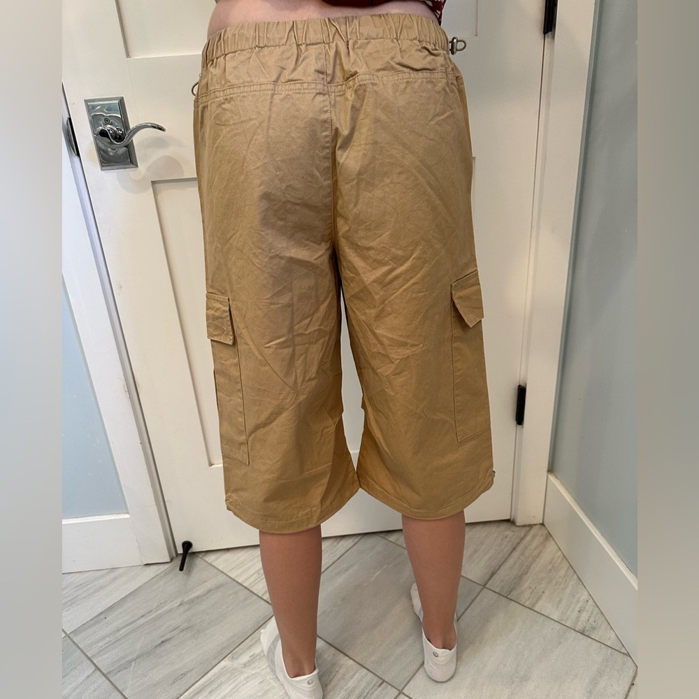 Edikted Bermuda Pocket Shorts XS - Picture 3 of 7